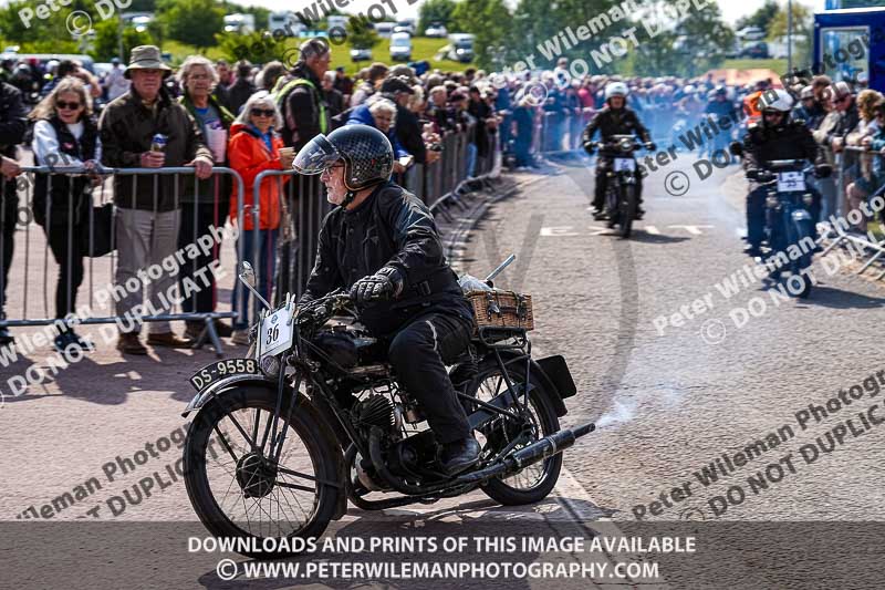 Vintage motorcycle club;eventdigitalimages;no limits trackdays;peter wileman photography;vintage motocycles;vmcc banbury run photographs